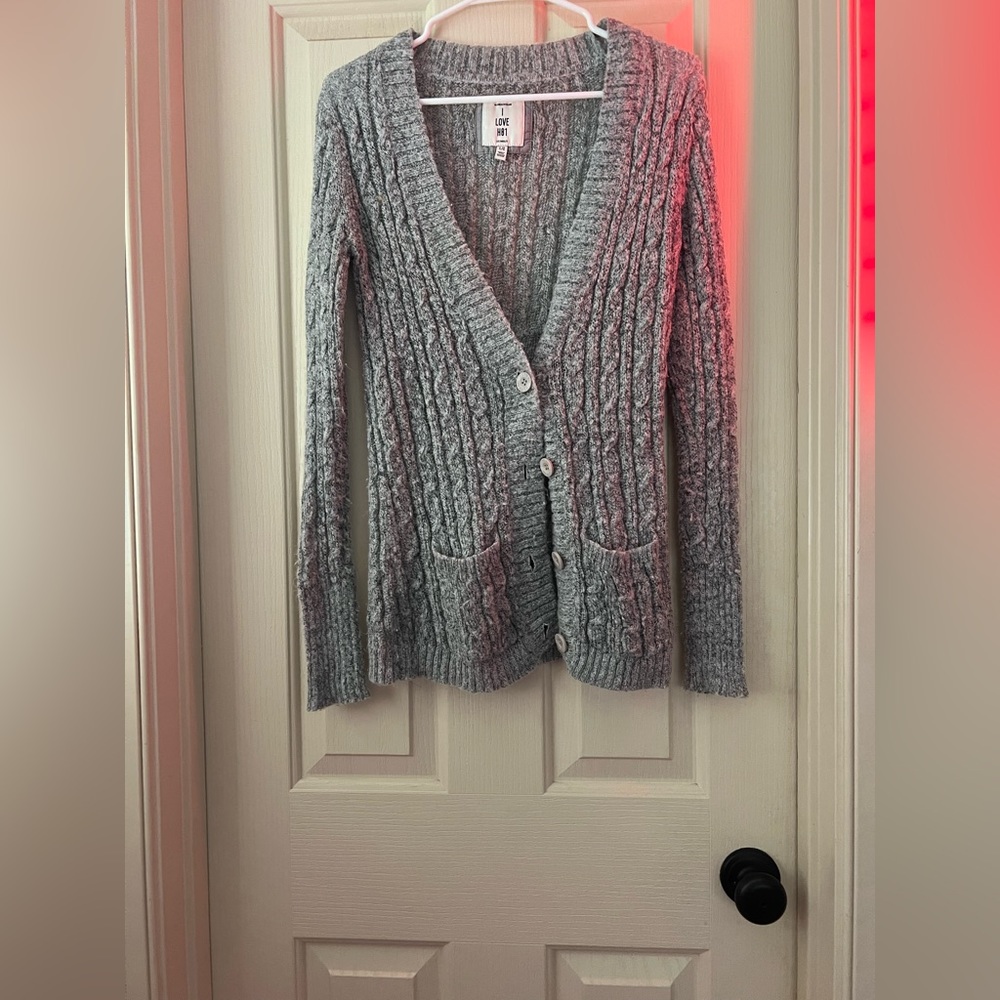 grey sweater